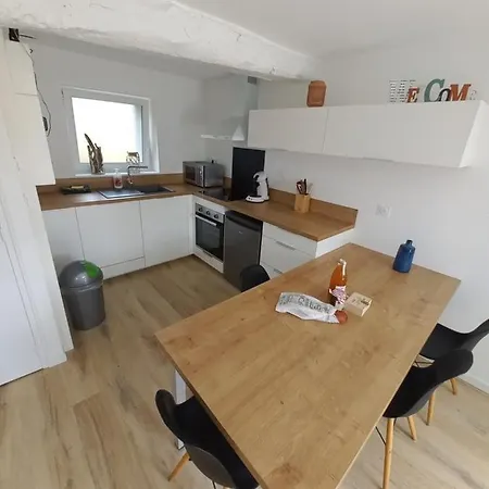 Casa de Férias Petite Maison Proche Centre Bréhal