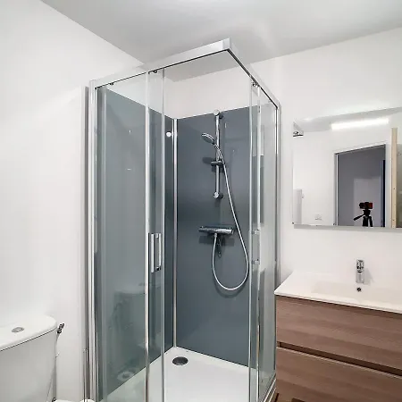 Petite Maison Proche Centre * Bréhal