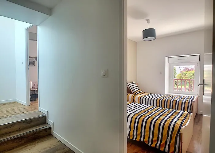 Hébergement de vacances Petite Maison Proche Centre *