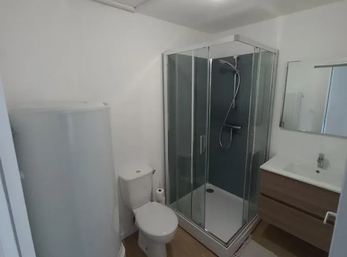 Petite Maison Proche Centre Σπίτι διακοπών *