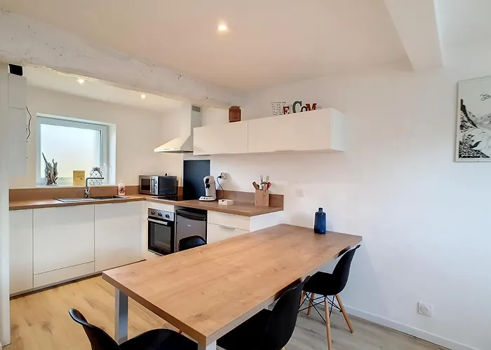 Petite Maison Proche Centre Hébergement de vacances Bréhal